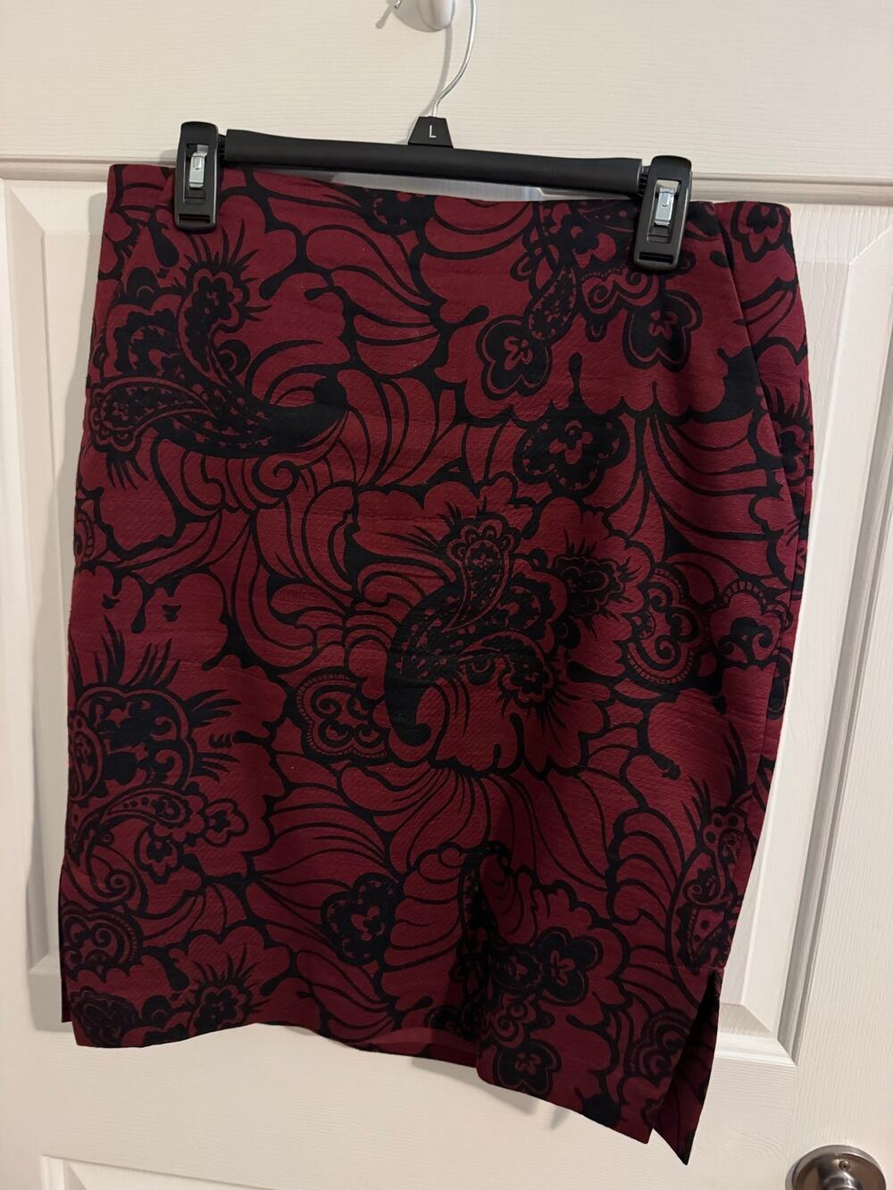 Loft New Floral Paisley Pencil Lined Skirt Burgundy Black Romantic Regency 10